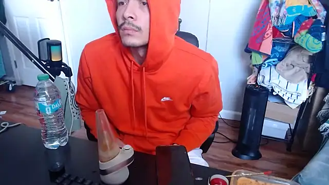 Snapshot of Longdforya chatting on 12, 3, 2026 Longdforya online show from 12, 3, 2026