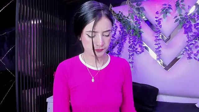 Snapshot of liinzy_rouse69 chatting on 8, 4, 2026 liinzy rouse69 online show from 8, 4, 2026