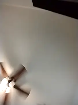 Shannonbunnz online show from 1, 12, 2025