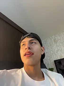 Lander Cruz online show from 16, 12, 2025