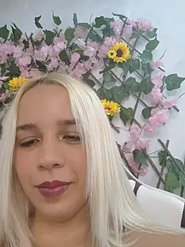 Snapshot of KasumiSophia chatting on 26, 5, 2026 KasumiSophia online show from 26, 5, 2026