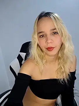 KasumiSophia online show from 6, 3, 2026