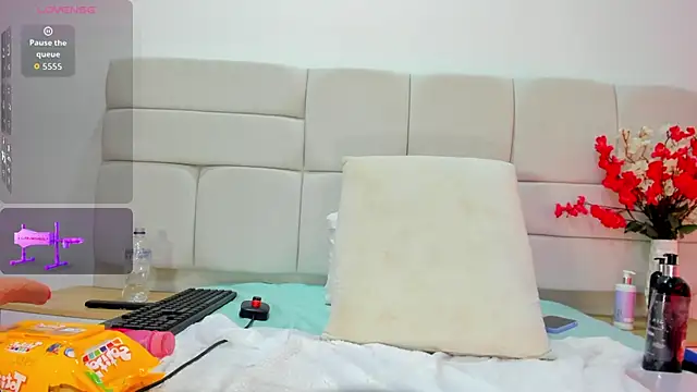 MajoLinares online show from 19, 2, 2026