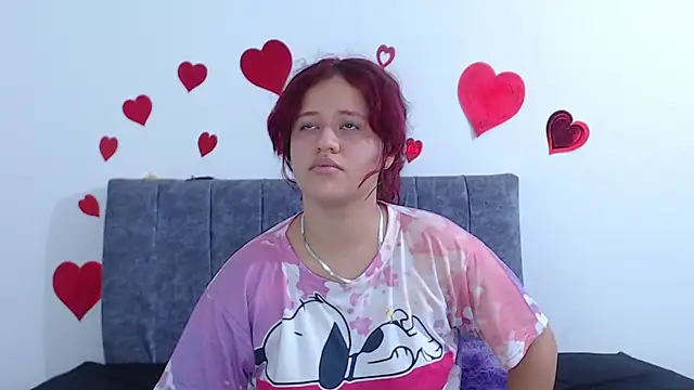 Snapshot of hottie_couplee chatting on 21, 6, 2026 hottie couplee online show from 21, 6, 2026