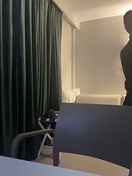 Snapshot of andresbale chatting on 31, 3, 2026 andresbale online show from 31, 3, 2026