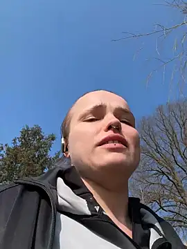 LoreenKinky online show from 10, 3, 2026