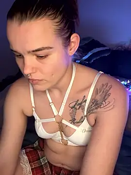 LoreenKinky online show from 4, 2, 2026