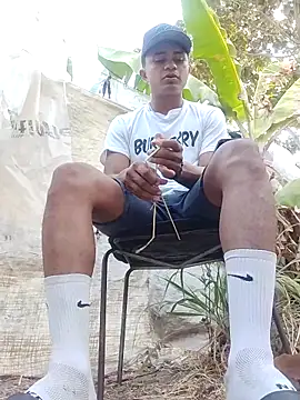 youngboypiss online show from 5, 3, 2026