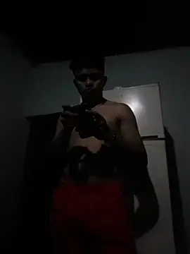 youngboypiss online show from 20, 12, 2025