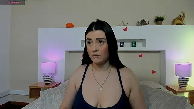AnikaRomanoff  online show from 12, 5, 2026