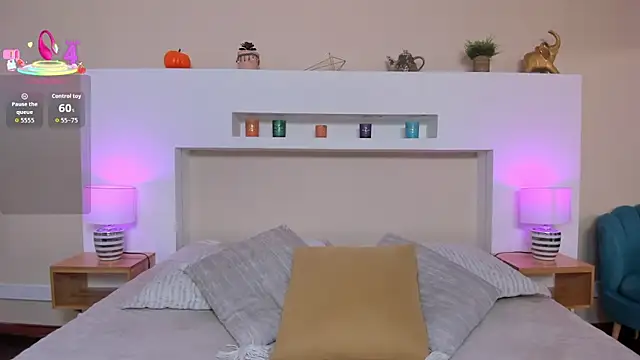 AnikaRomanoff  online show from 22, 12, 2025