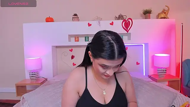 AnikaRomanoff  online show from 5, 3, 2026