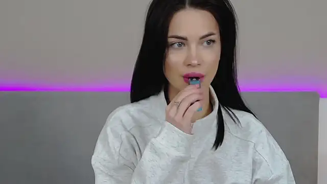 RachaelMils online show from 23, 3, 2026