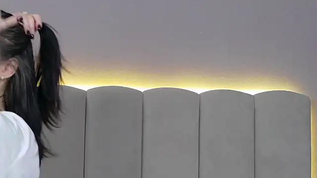 RachaelMils online show from 12, 2, 2026