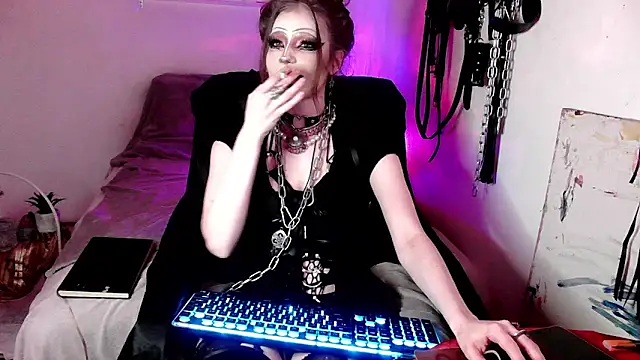 EmpressMorrigan online show from 8, 3, 2026