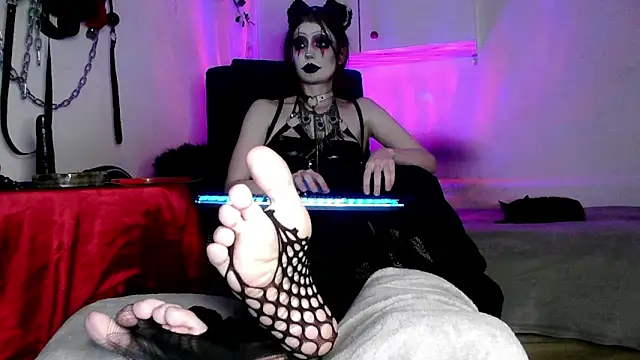 EmpressMorrigan online show from 28, 2, 2026