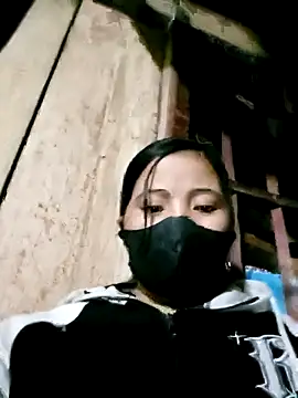 felicity chloe online show from 3, 2, 2026