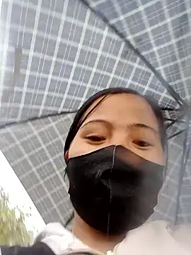 felicity chloe online show from 2, 2, 2026