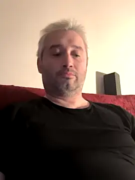 Olomoucak1982 online show from 16, 12, 2025