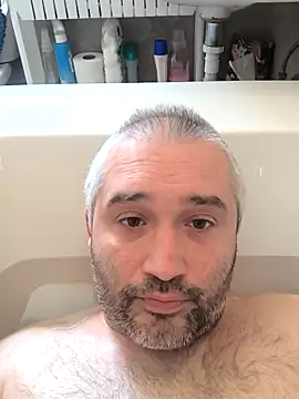 Olomoucak1982 online show from 6, 4, 2026