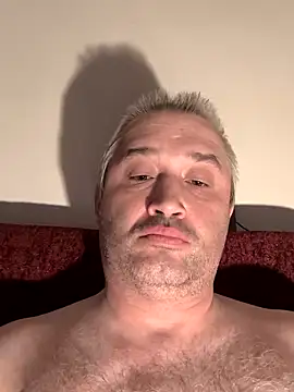 Olomoucak1982 online show from 19, 4, 2026