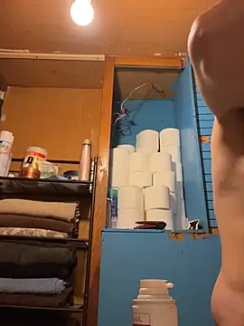 Imnotabatman45 online show from 4, 3, 2026