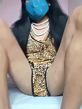 Lovely Ladyboy star online show from 7, 1, 2026