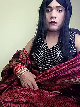 Lovely Ladyboy star online show from 15, 2, 2026