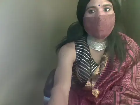 Lovely Ladyboy star online show from 2, 3, 2026