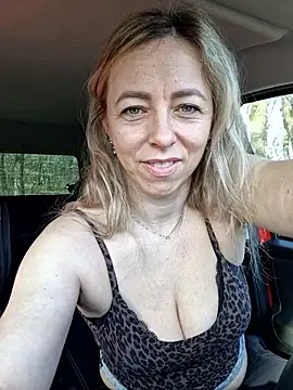 Snapshot of sole28 chatting on 18, 3, 2026 sole28 online show from 18, 3, 2026