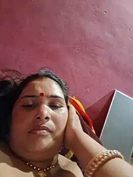 Your-shreya143 online show from 7, 6, 2026