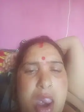 Your-shreya143 online show from 16, 6, 2026