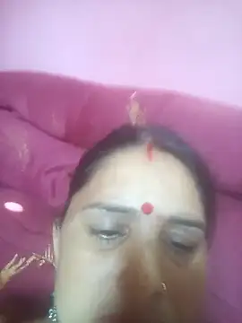 Your-shreya143 online show from 7, 6, 2026