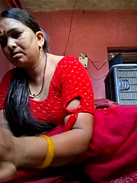 Your-shreya143 online show from 28, 7, 2026