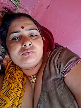 Your-shreya143 online show from 1, 6, 2026