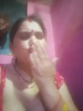 Your-shreya143 online show from 23, 7, 2026