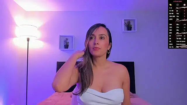 Victoria Rose  online show from 9, 6, 2026