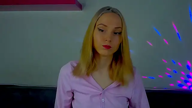 Gina Gina love online show from 21, 12, 2025