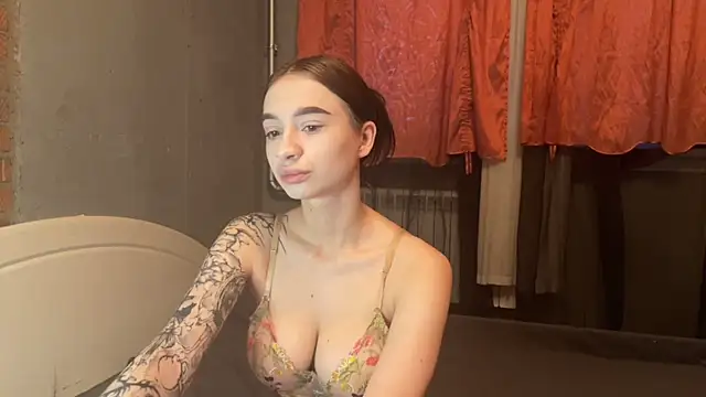 Snapshot of imChatty_Alice chatting on 30, 5, 2026 imChatty Alice online show from 30, 5, 2026