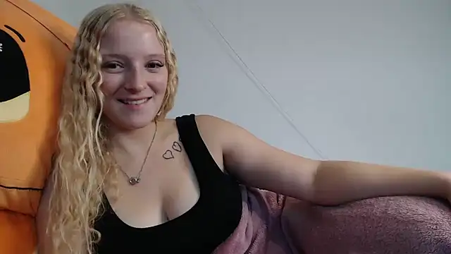 Sophie cute06 online show from 3, 12, 2025