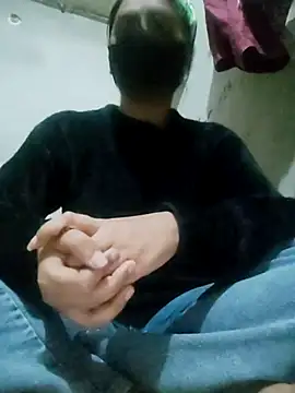 virgin girl1234 online show from 17, 12, 2025