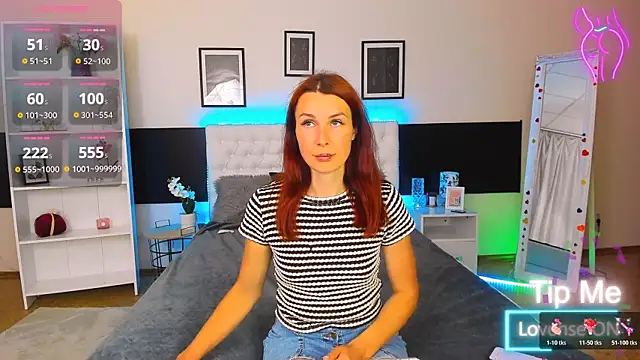KiraNeeww online show from 16, 7, 2026