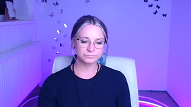 Melodie Aster online show from 18, 1, 2026