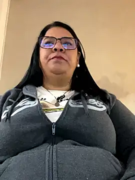 Carameloswing1 online show from 11, 1, 2026