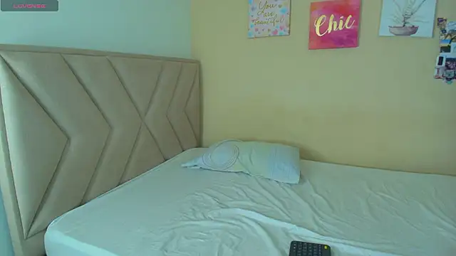 Laurita 023 online show from 27, 2, 2026