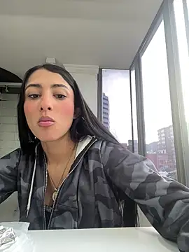 lya  brown online show from 22, 5, 2026
