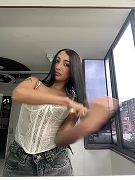 lya  brown online show from 29, 5, 2026