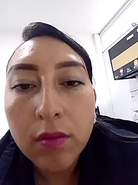 Valeria montana  online show from 13, 2, 2026