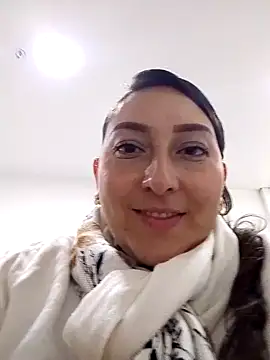 Valeria montana  online show from 5, 2, 2026