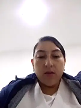 Valeria montana  online show from 11, 5, 2026